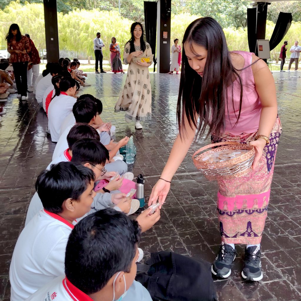 insta sec deepavali 2 1